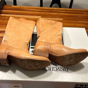 Women’s Frye Carson Tab Tall - Beige-7.5